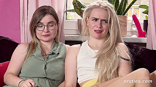 Lesbian seduction Videos